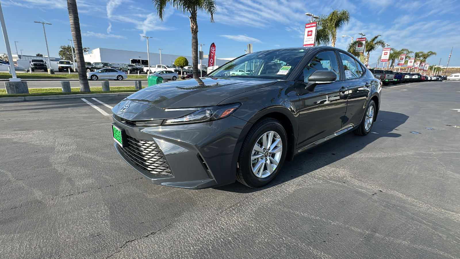 2025 Toyota Camry LE 7