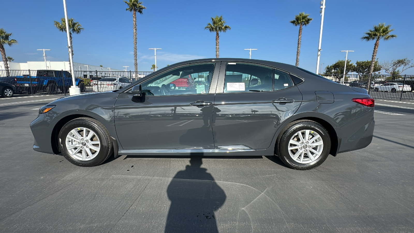 2025 Toyota Camry LE 6