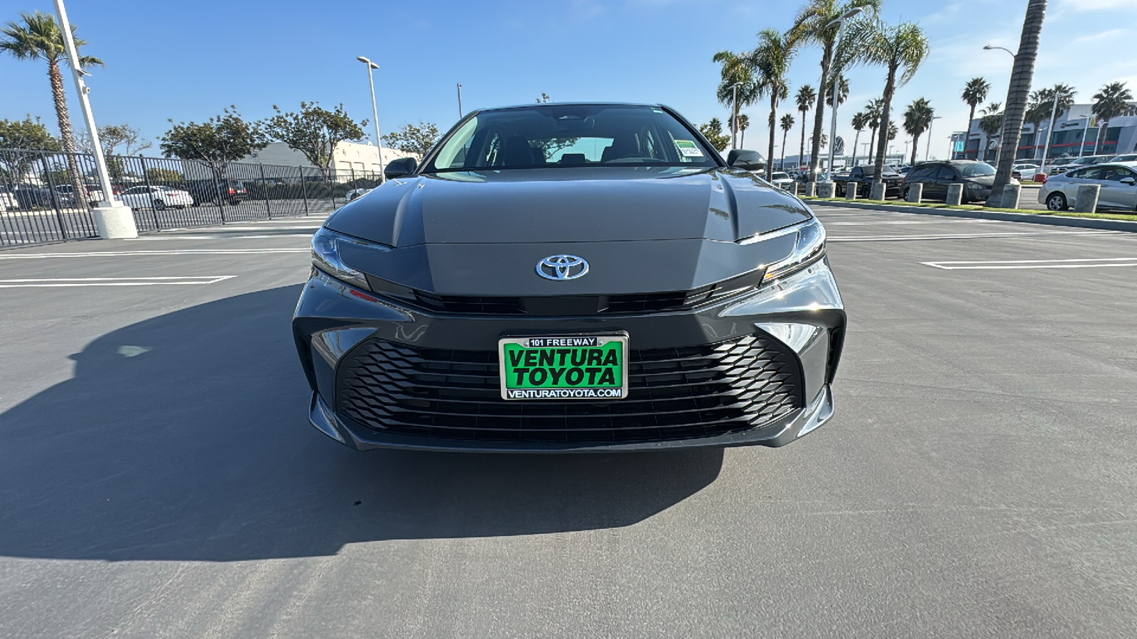 2025 Toyota Camry LE 8