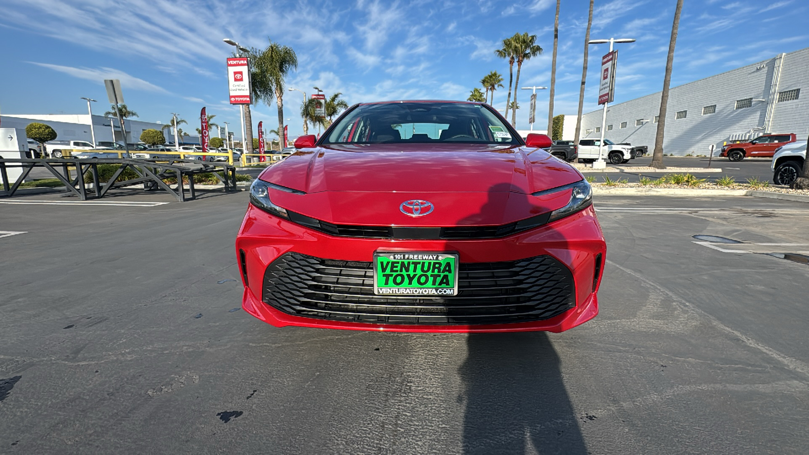 2025 Toyota Camry LE 8