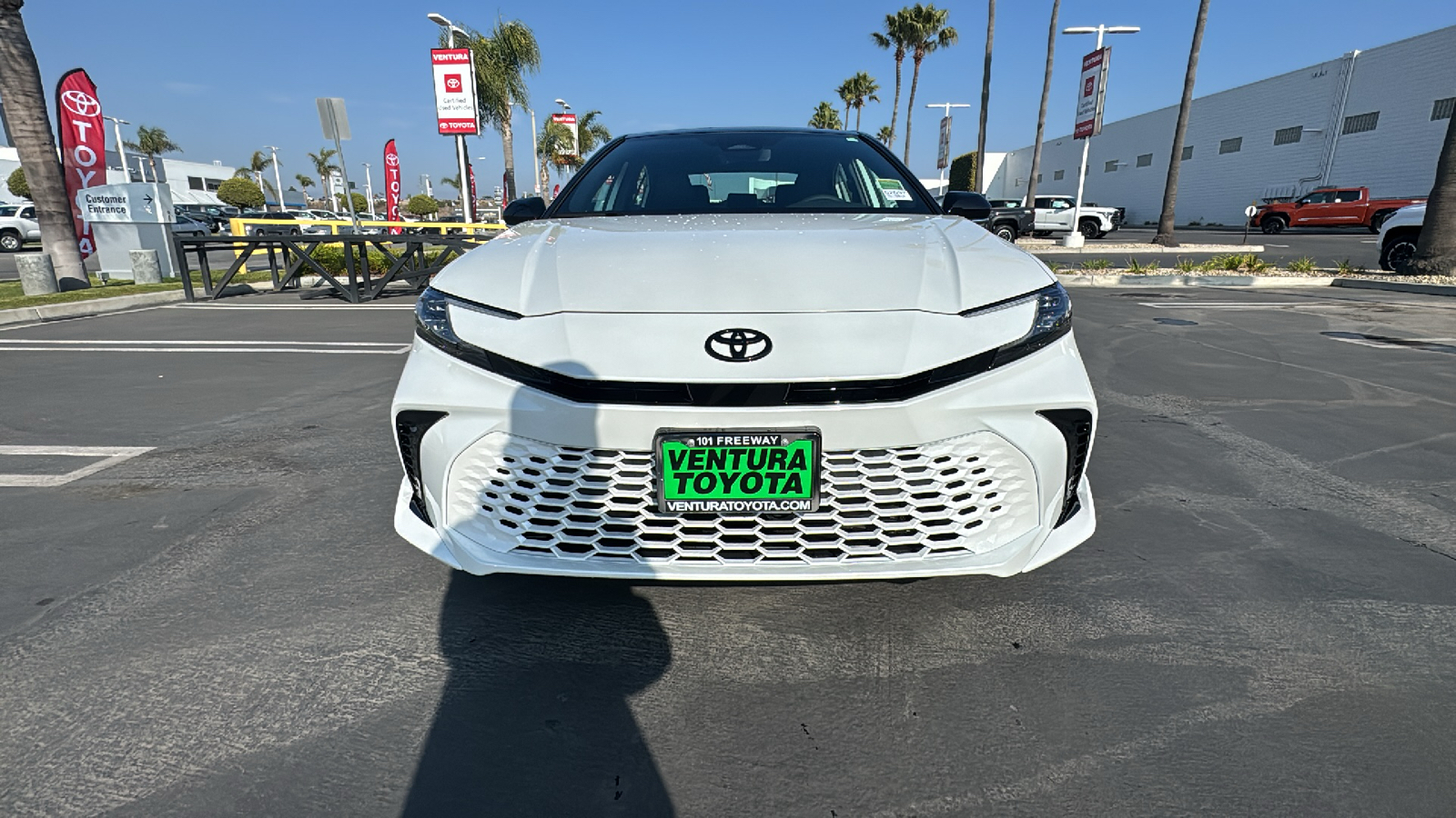 2025 Toyota Camry XSE 8