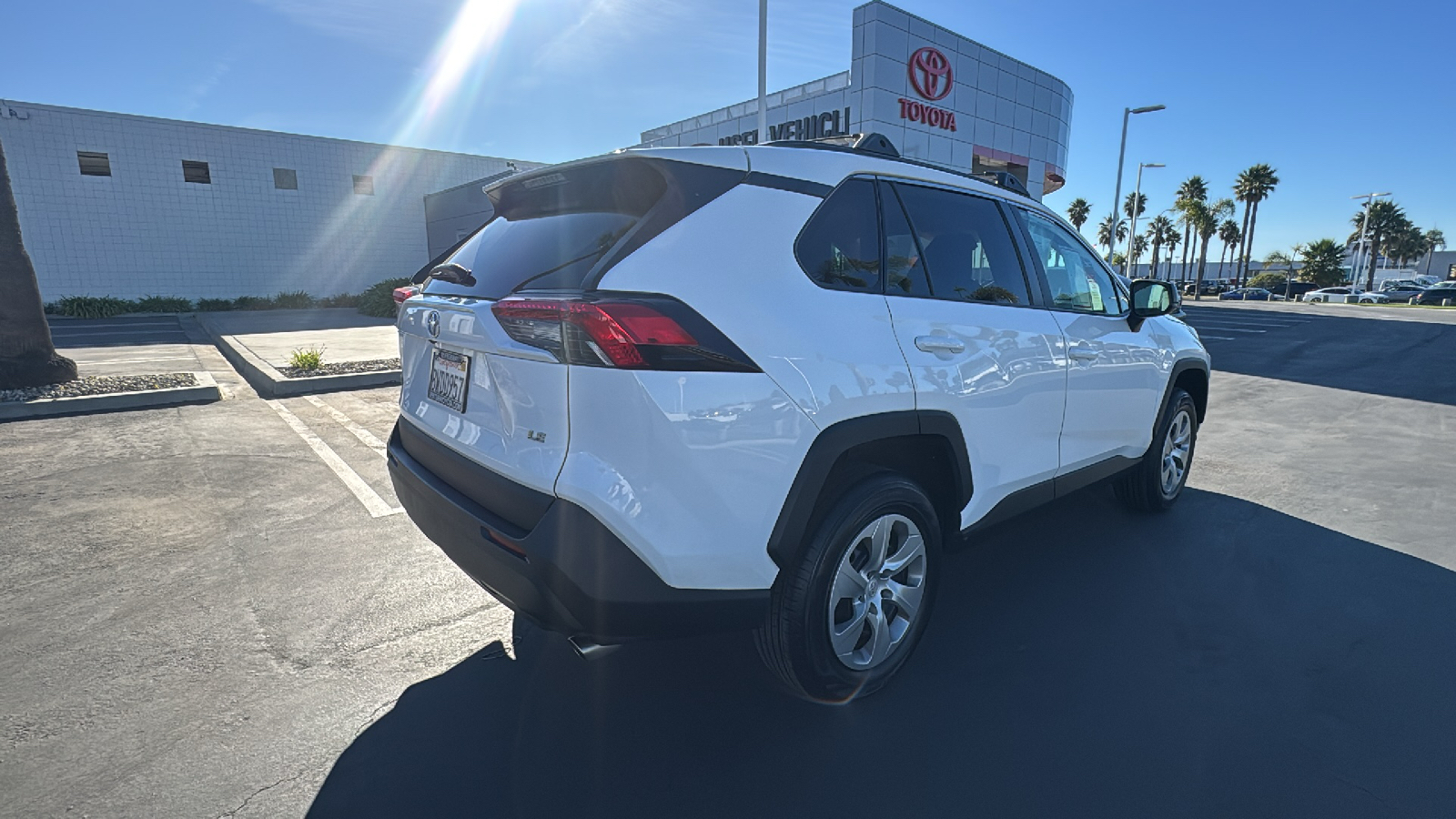 2021 Toyota RAV4 LE 3