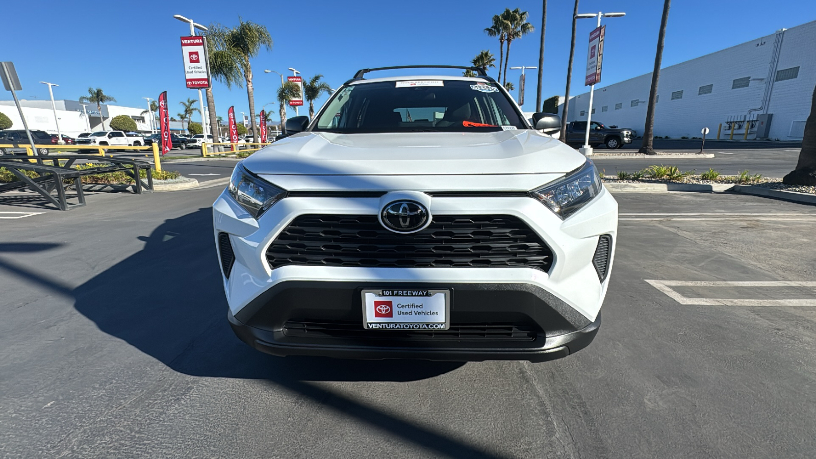 2021 Toyota RAV4 LE 8