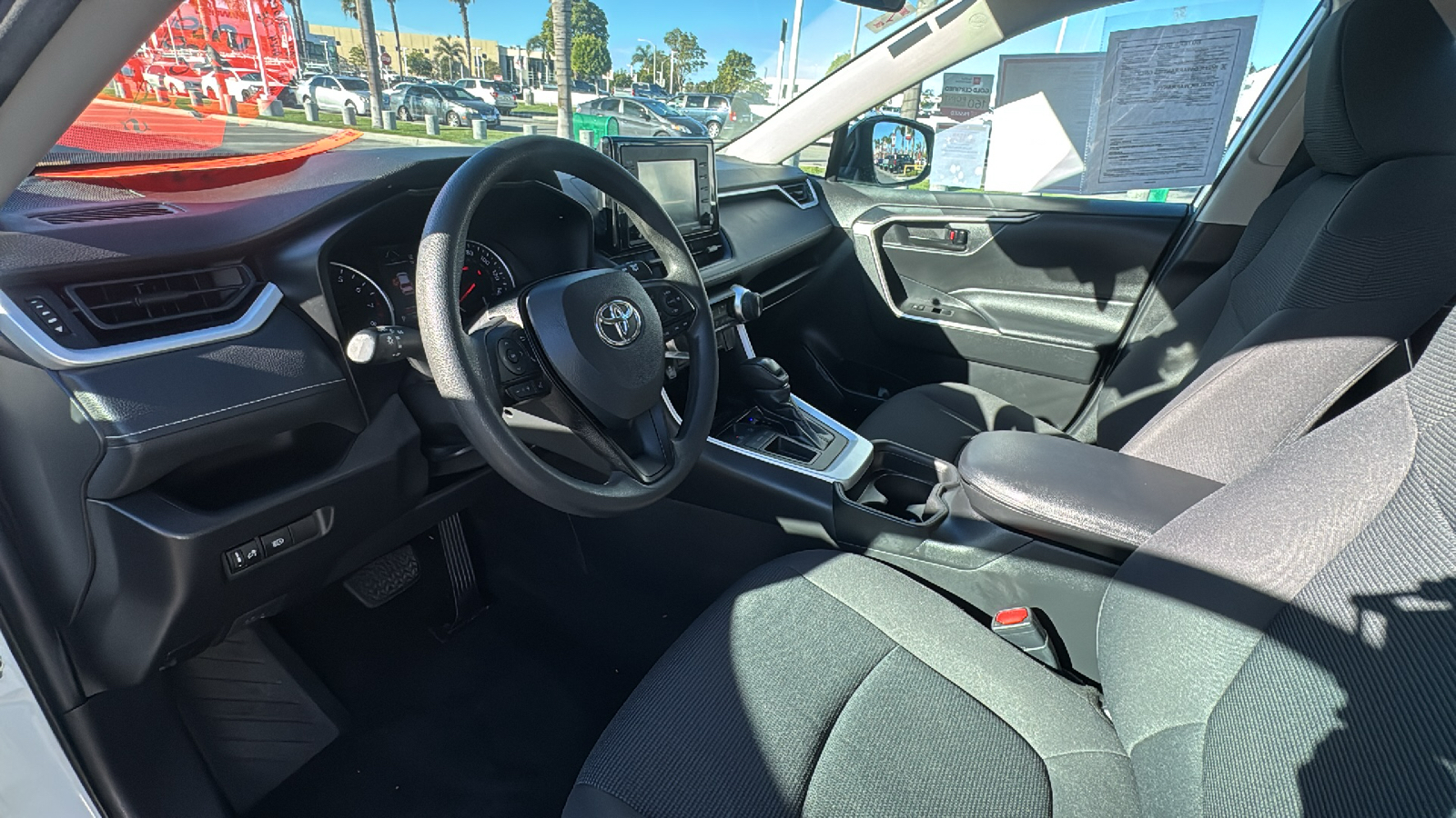 2021 Toyota RAV4 LE 13