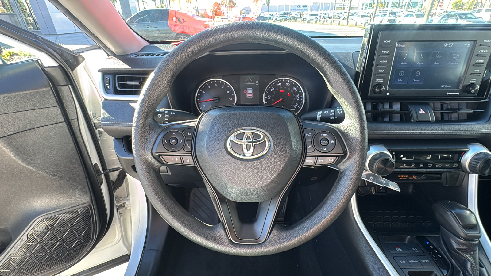 2021 Toyota RAV4 LE 16