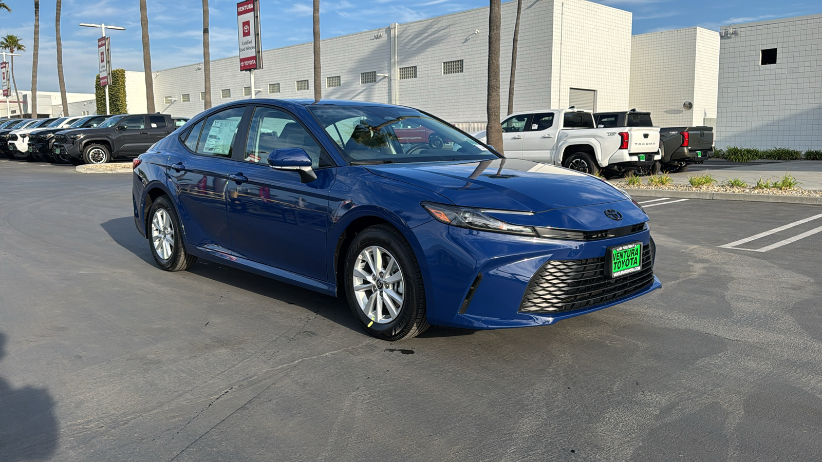 2025 Toyota Camry LE 1