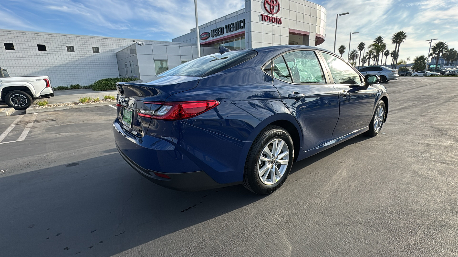 2025 Toyota Camry LE 3