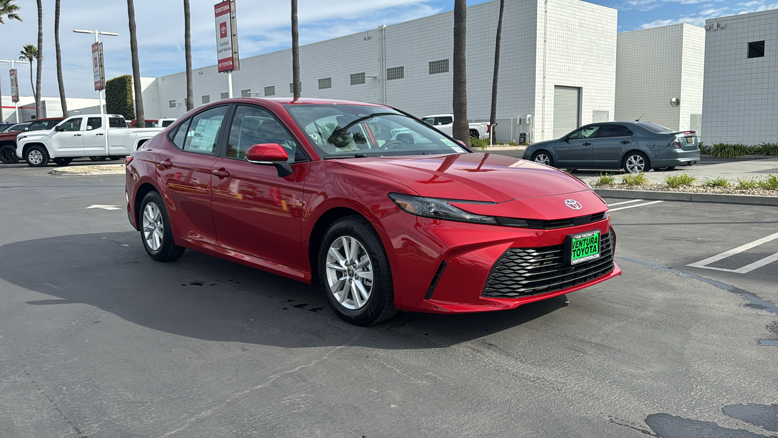 2025 Toyota Camry LE 1