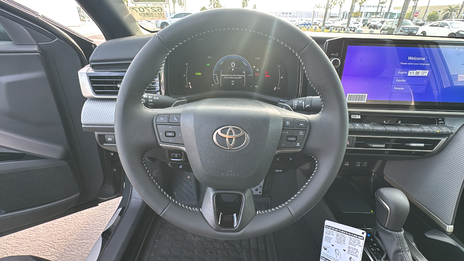 2025 Toyota Camry SE 16