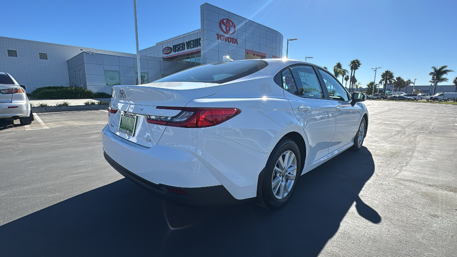 2025 Toyota Camry LE 3