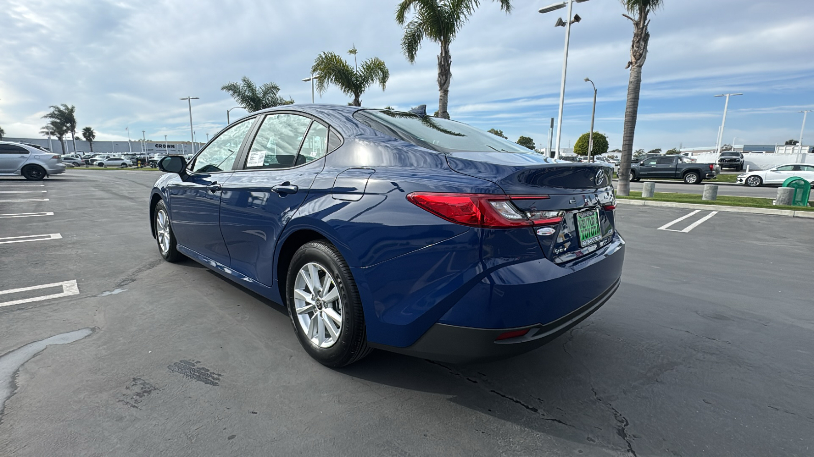 2025 Toyota Camry LE 5