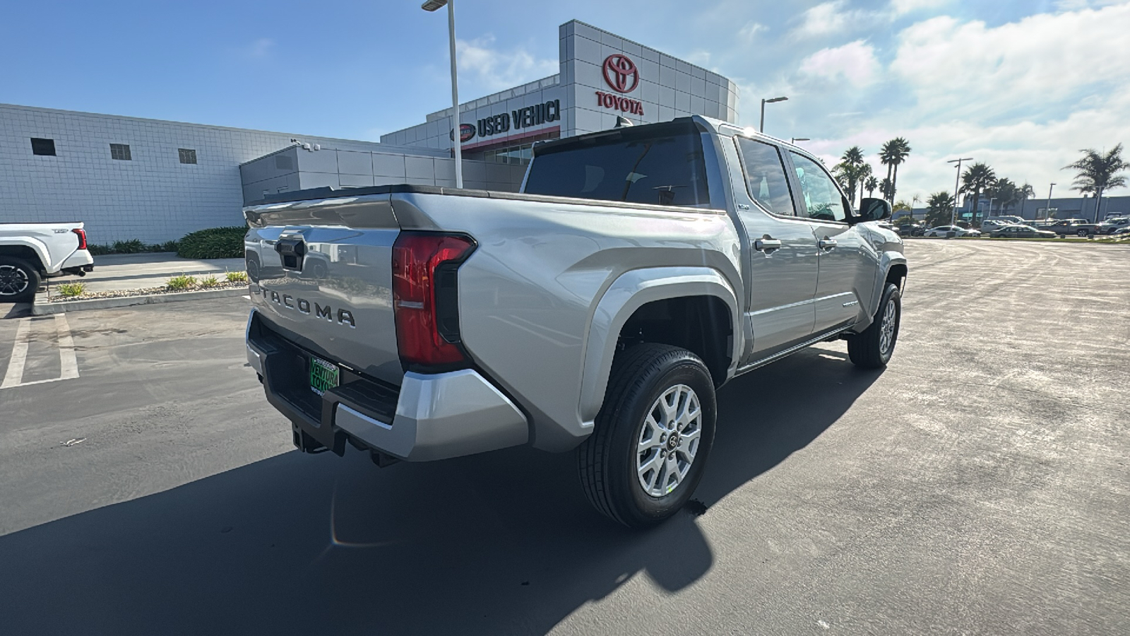 2025 Toyota Tacoma SR5 Double Cab 5 Bed AT 3