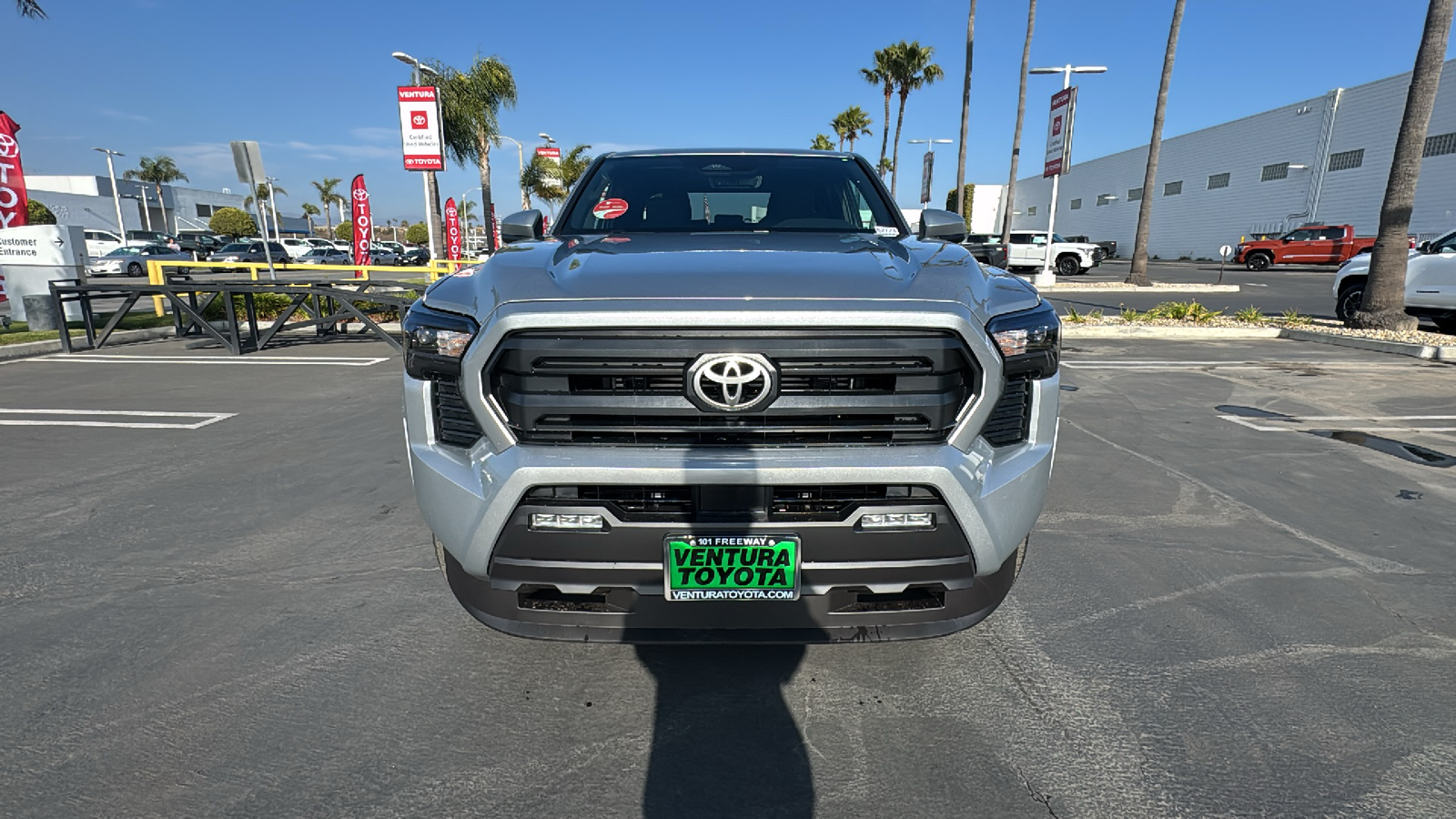 2025 Toyota Tacoma SR5 Double Cab 5 Bed AT 8