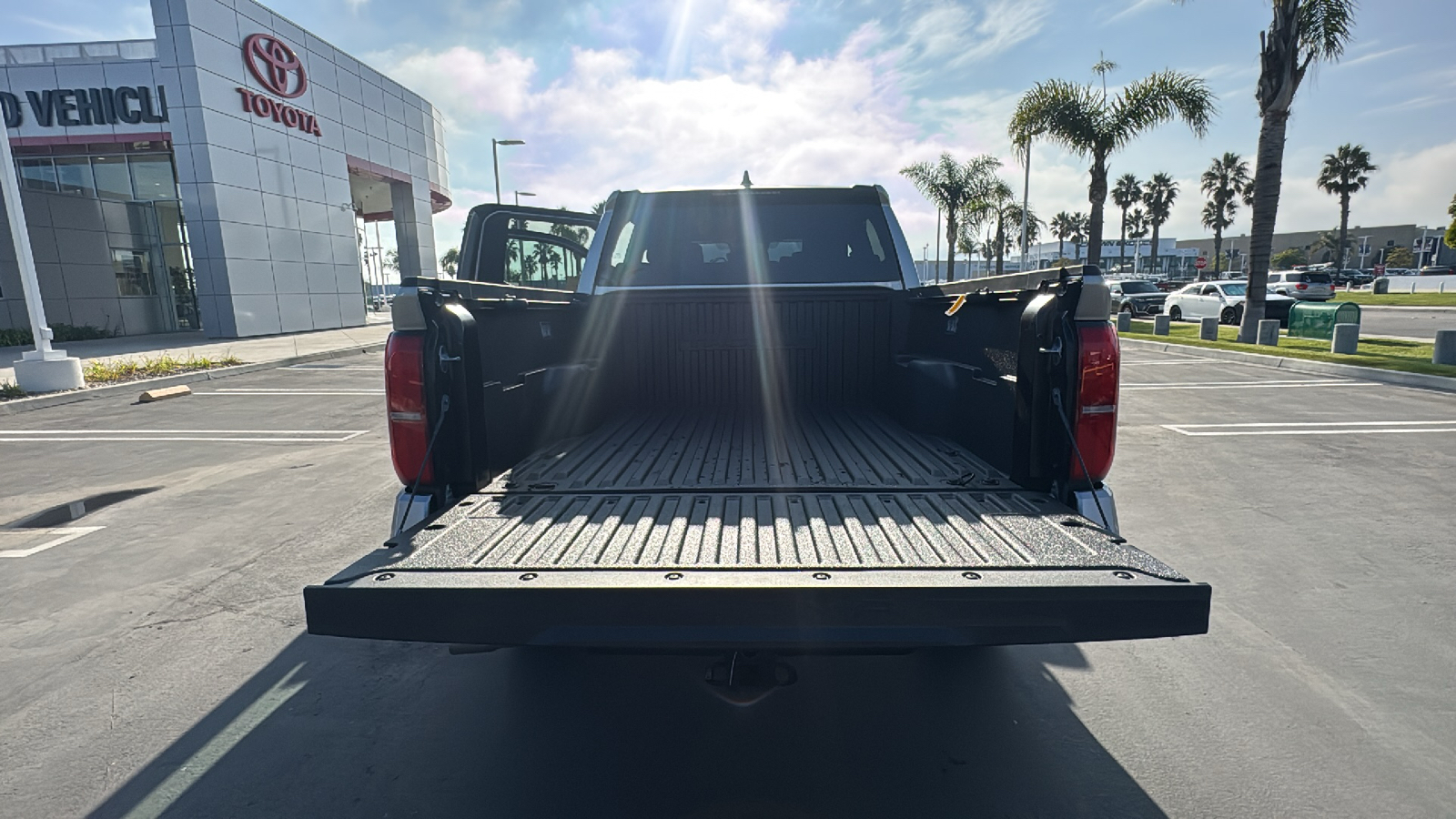 2025 Toyota Tacoma SR5 Double Cab 5 Bed AT 10