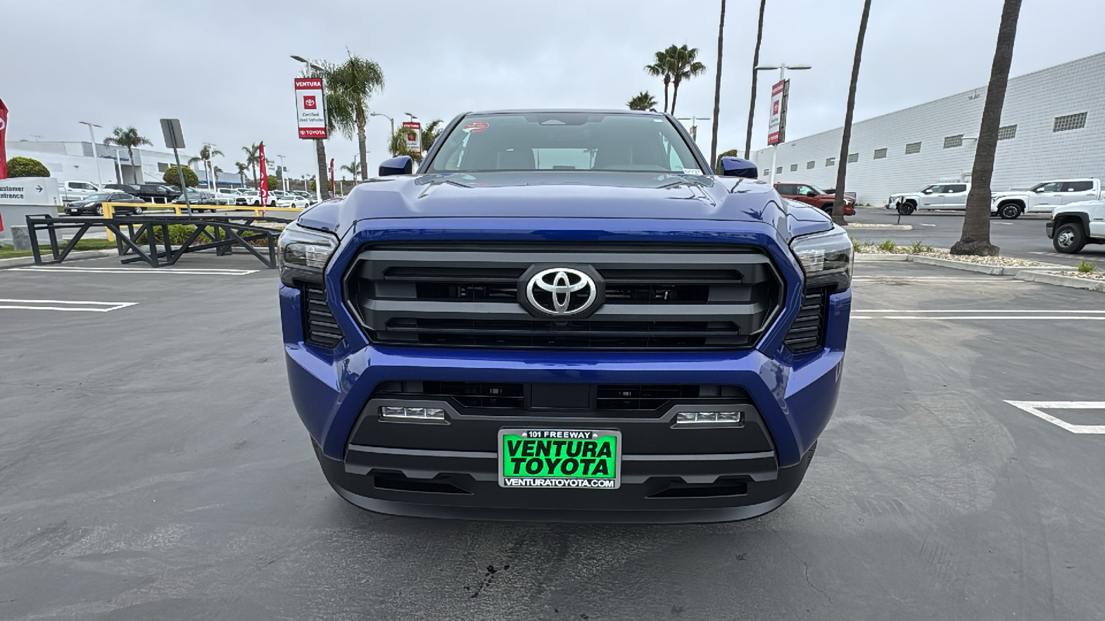 2025 Toyota Tacoma SR5 8