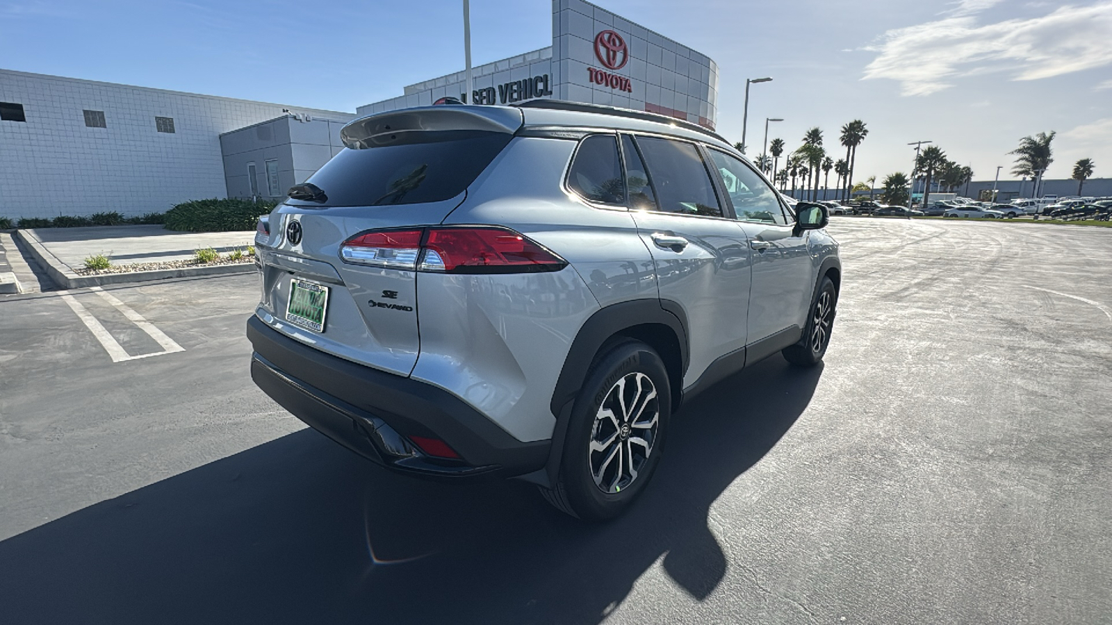 2025 Toyota Corolla Cross Hybrid SE 3