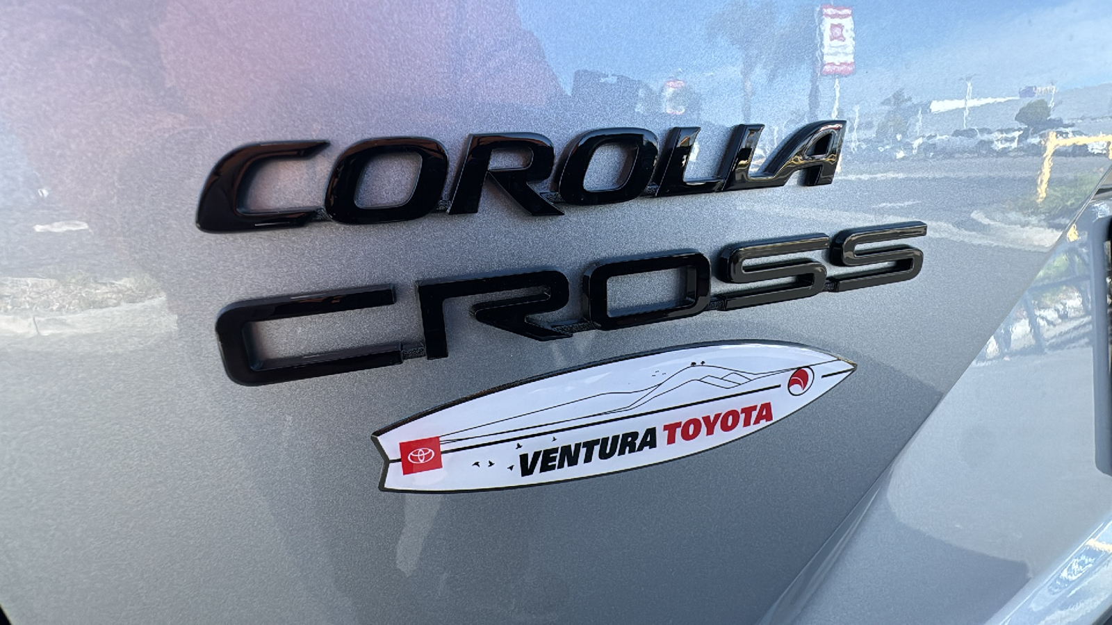 2025 Toyota Corolla Cross Hybrid SE 27