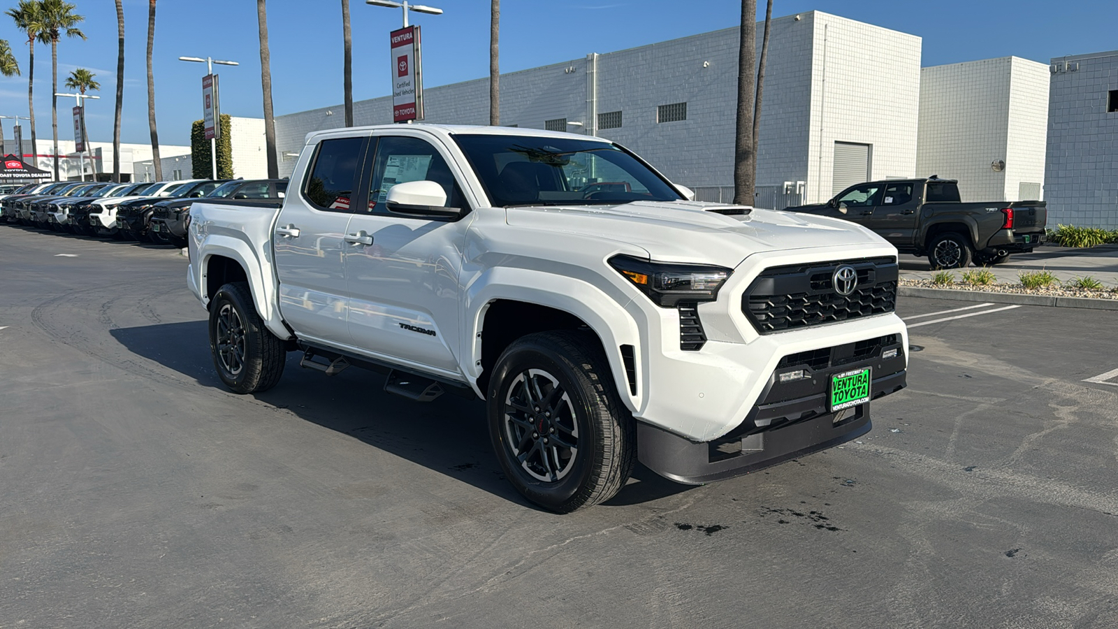 2025 Toyota Tacoma TRD Sport Double Cab 5 Bed AT 1