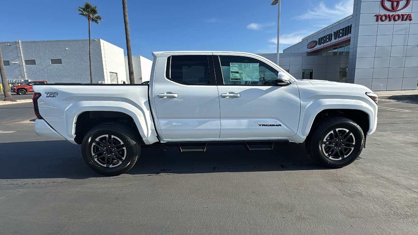 2025 Toyota Tacoma TRD Sport Double Cab 5 Bed AT 2