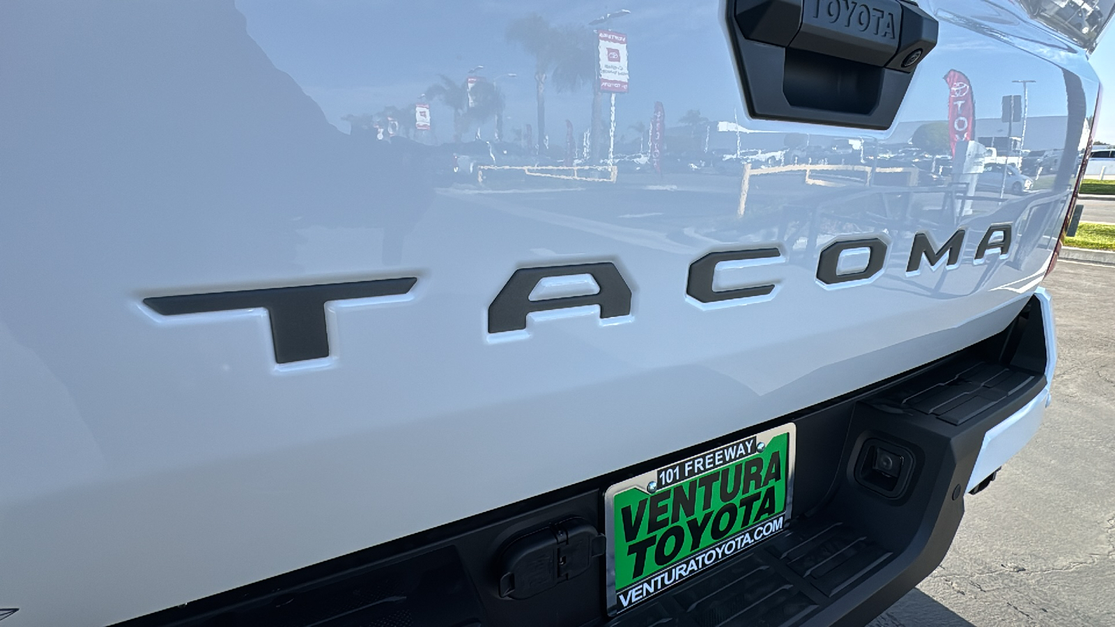 2025 Toyota Tacoma TRD Sport Double Cab 5 Bed AT 27