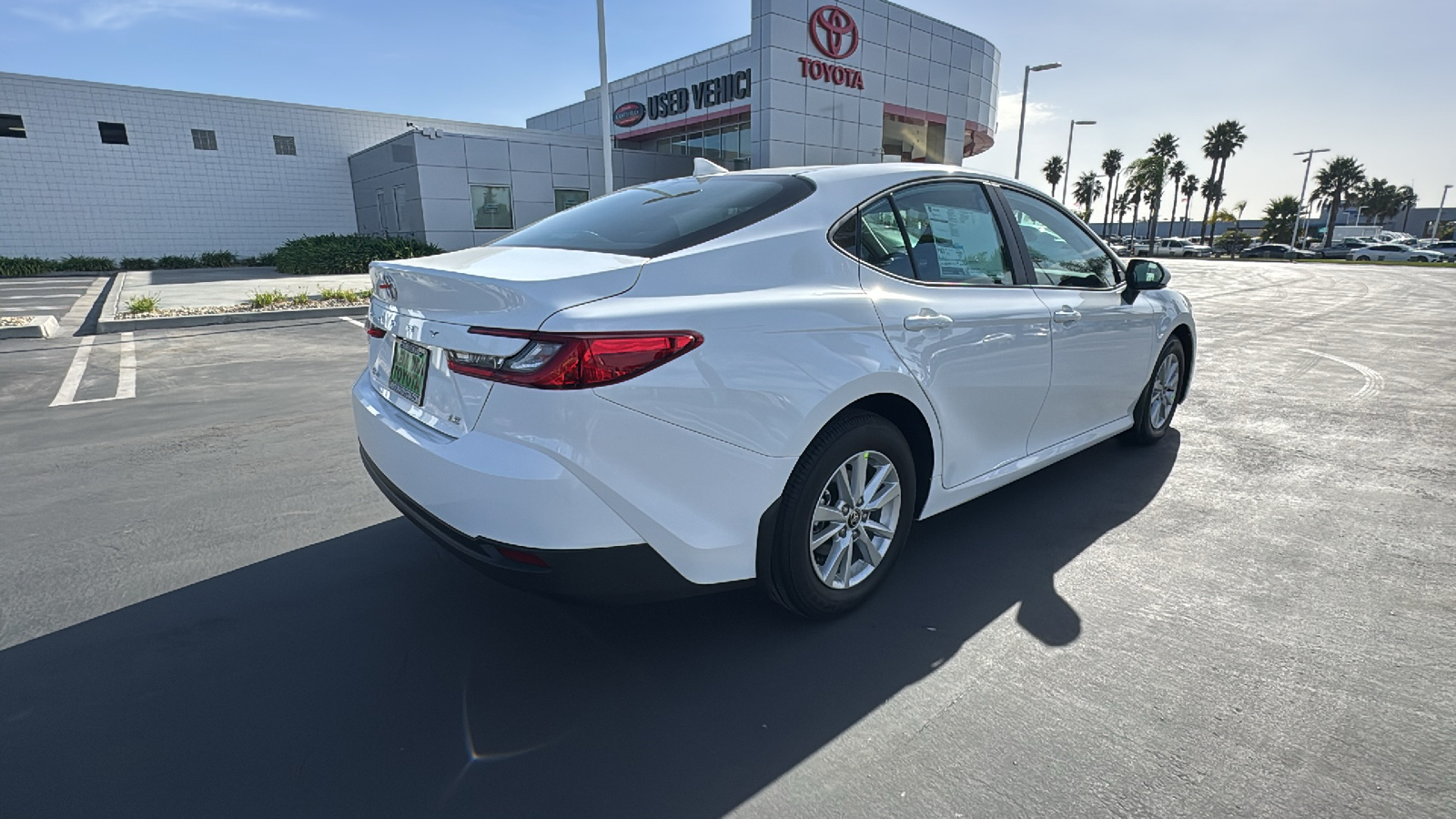 2025 Toyota Camry LE 3