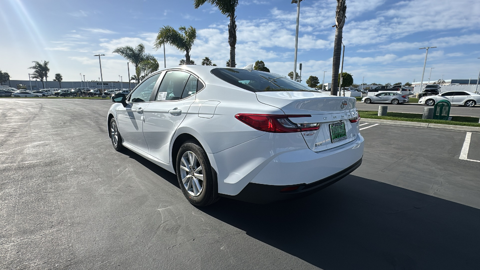 2025 Toyota Camry LE 5