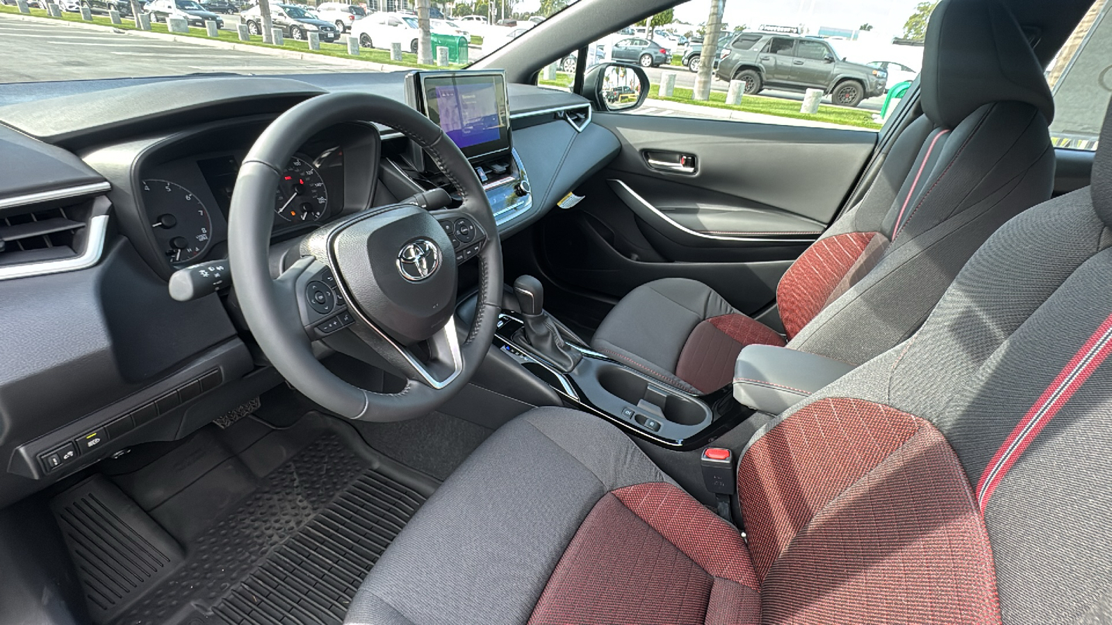 2025 Toyota Corolla SE 13