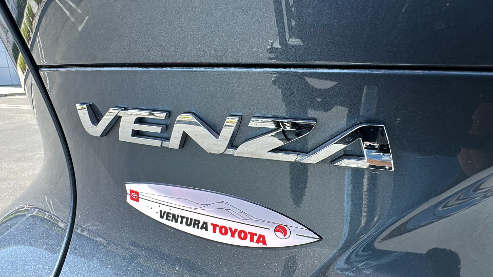 2023 Toyota Venza  27