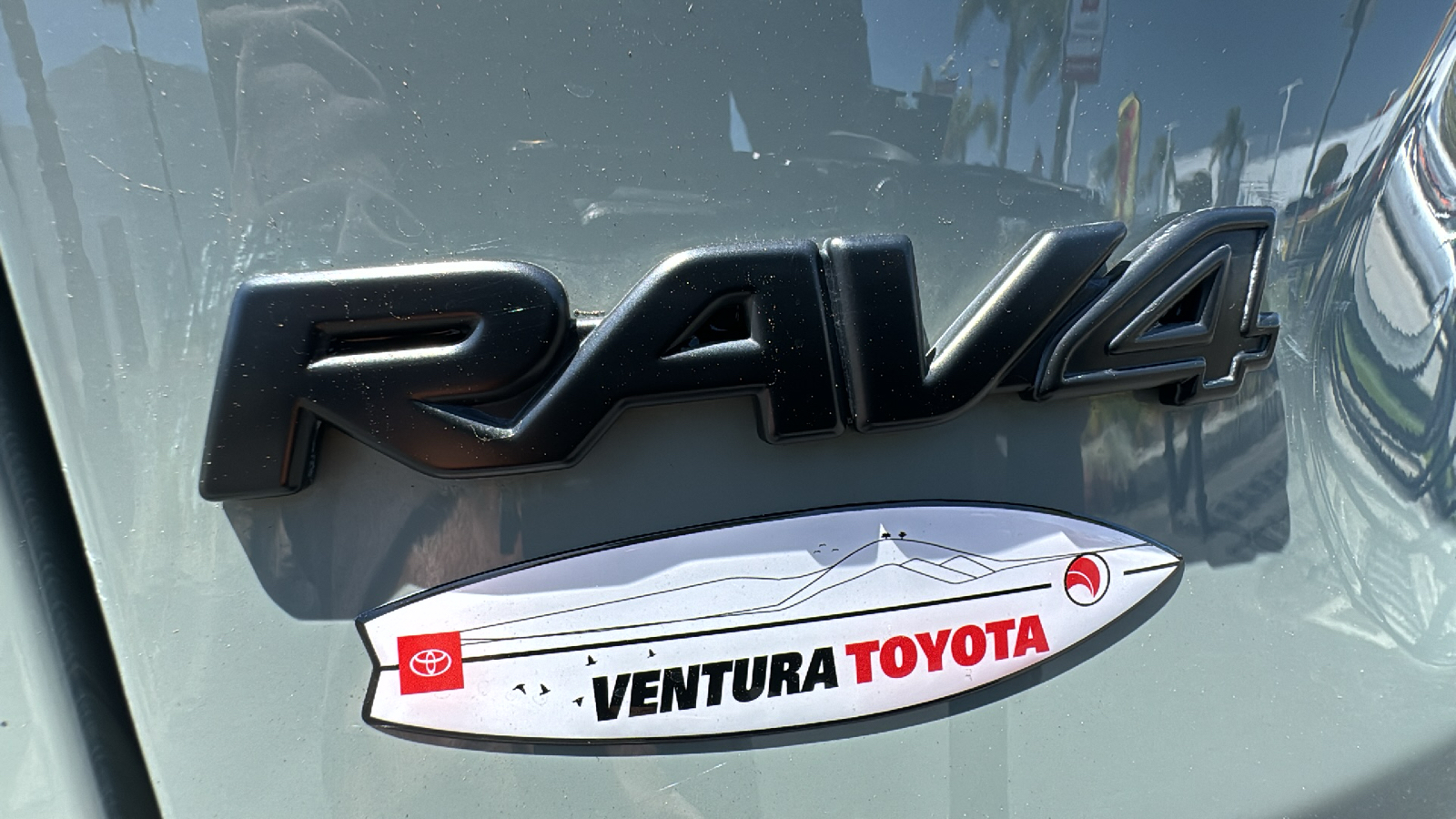 2023 Toyota RAV4 XLE 27