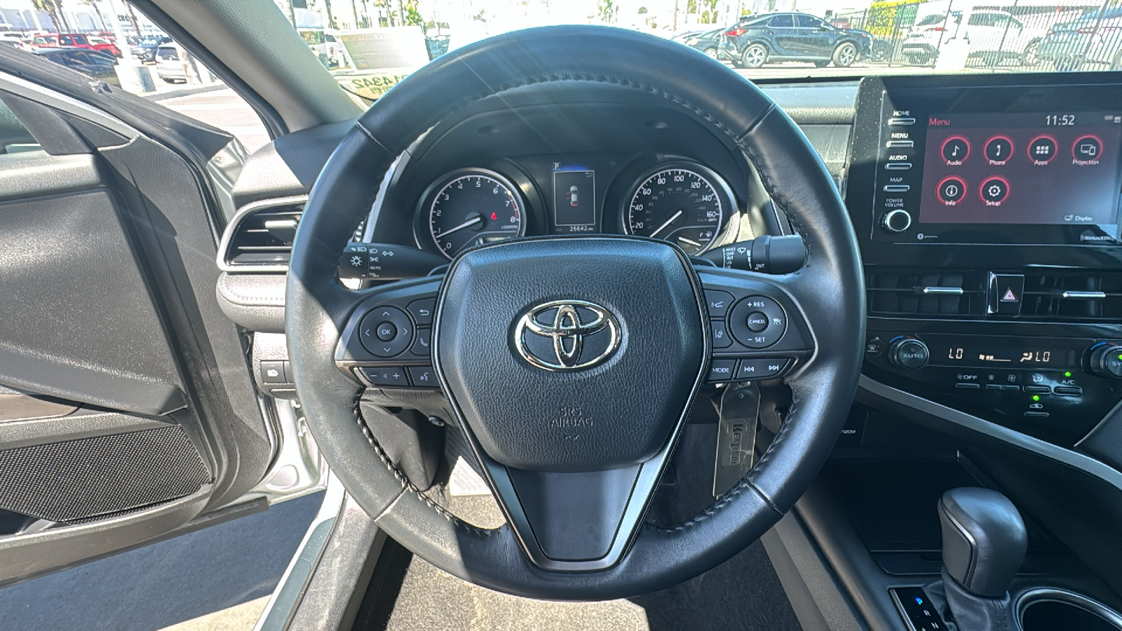 2024 Toyota Camry SE 16