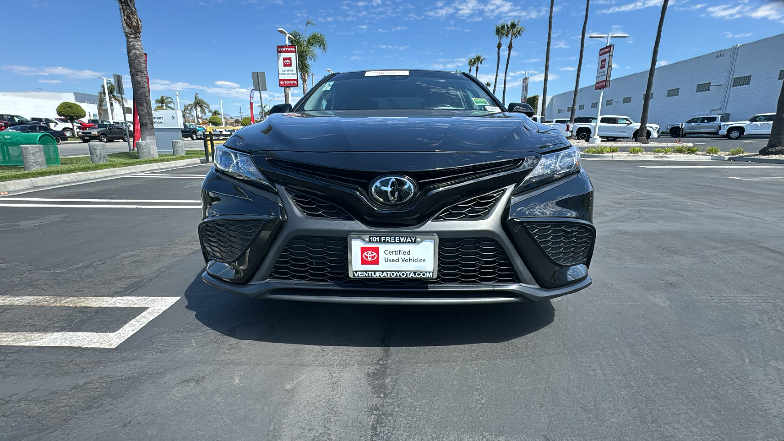 2023 Toyota Camry SE 8