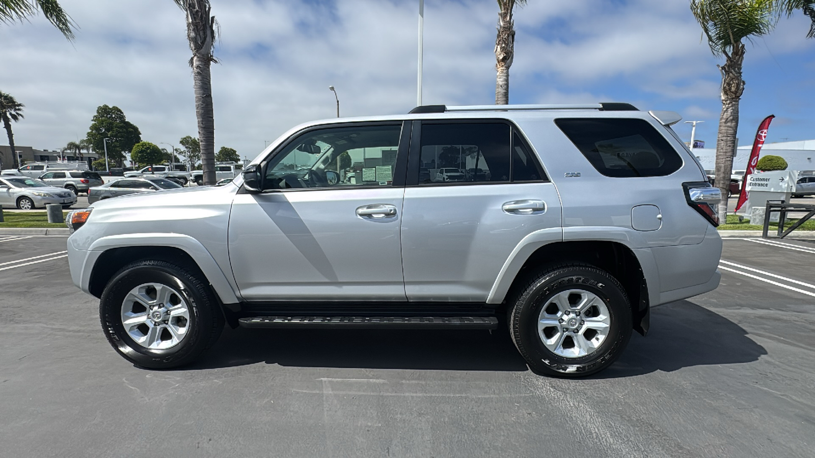 2023 Toyota 4Runner SR5 6