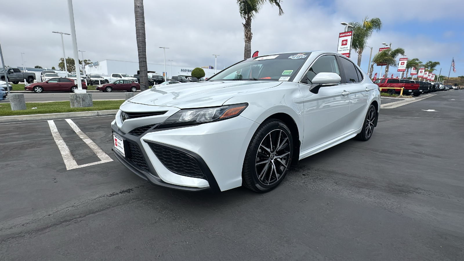 2023 Toyota Camry SE 7