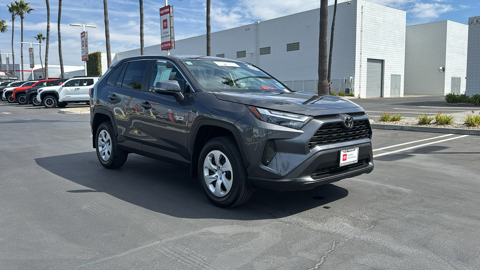 2024 Toyota RAV4 LE 1