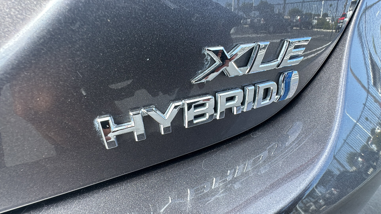 2023 Toyota Camry Hybrid XLE 27