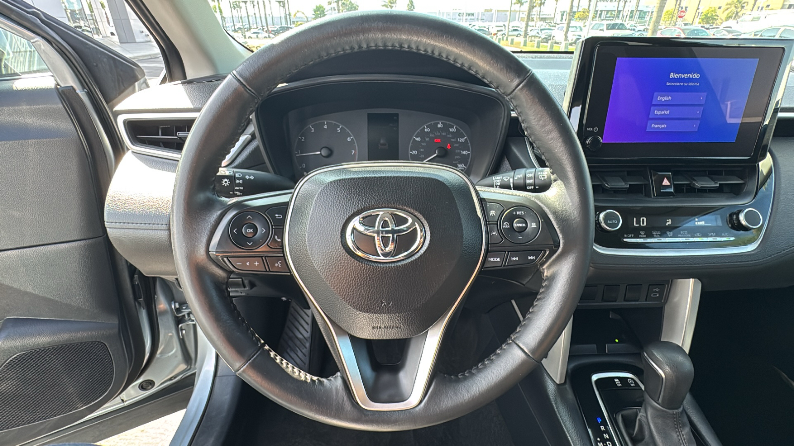 2024 Toyota Corolla Cross LE 16