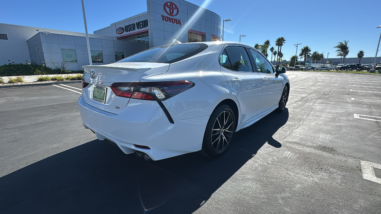 2024 Toyota Camry SE 3