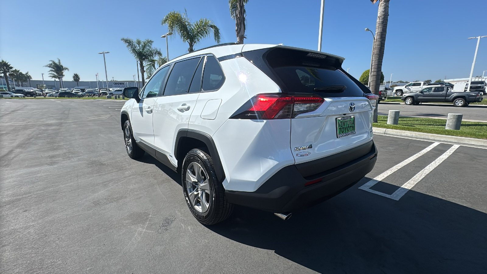 2024 Toyota RAV4 Hybrid LE 5