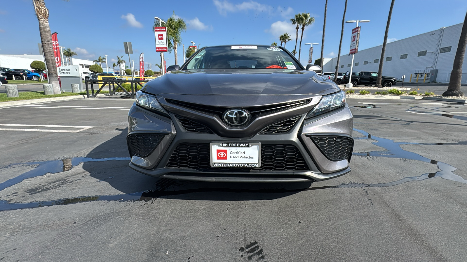 2023 Toyota Camry SE 8