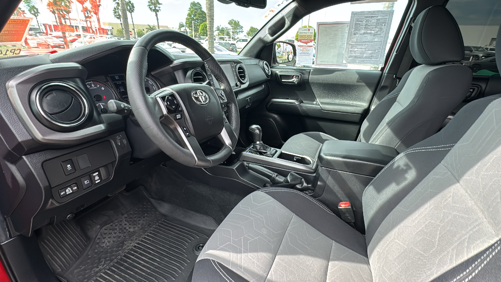 2022 Toyota Tacoma TRD Sport Double Cab 6 Bed V6 AT 13