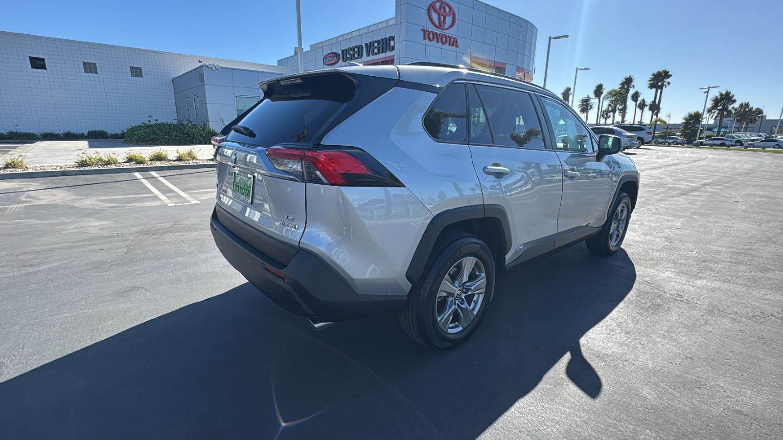 2024 Toyota RAV4 Hybrid LE 3