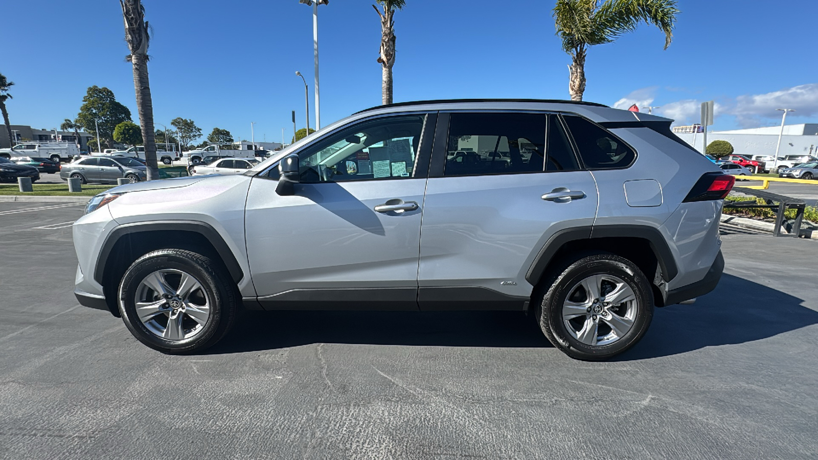 2024 Toyota RAV4 Hybrid LE 6