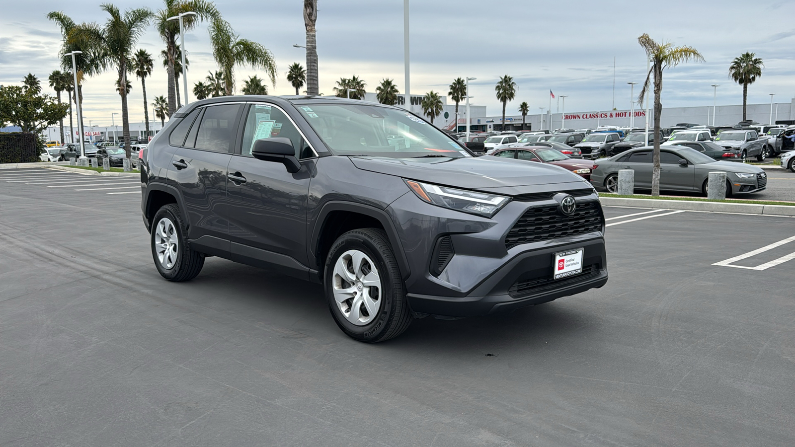 2024 Toyota RAV4 LE 1