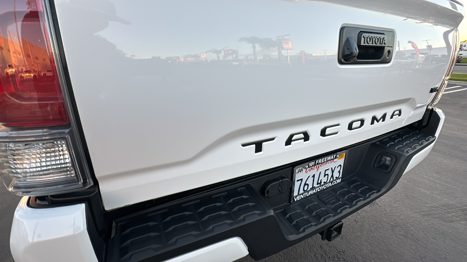 2023 Toyota Tacoma TRD Sport Double Cab 6 Bed V6 AT 24