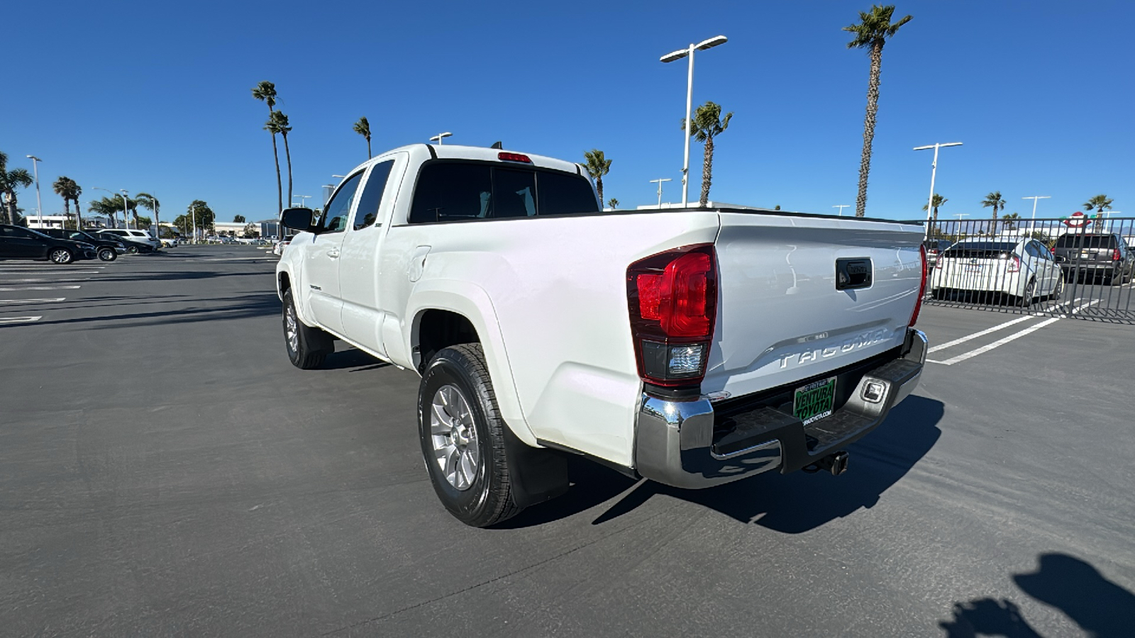 2018 Toyota Tacoma SR5 Access Cab 6 Bed I4 4x2 AT 5