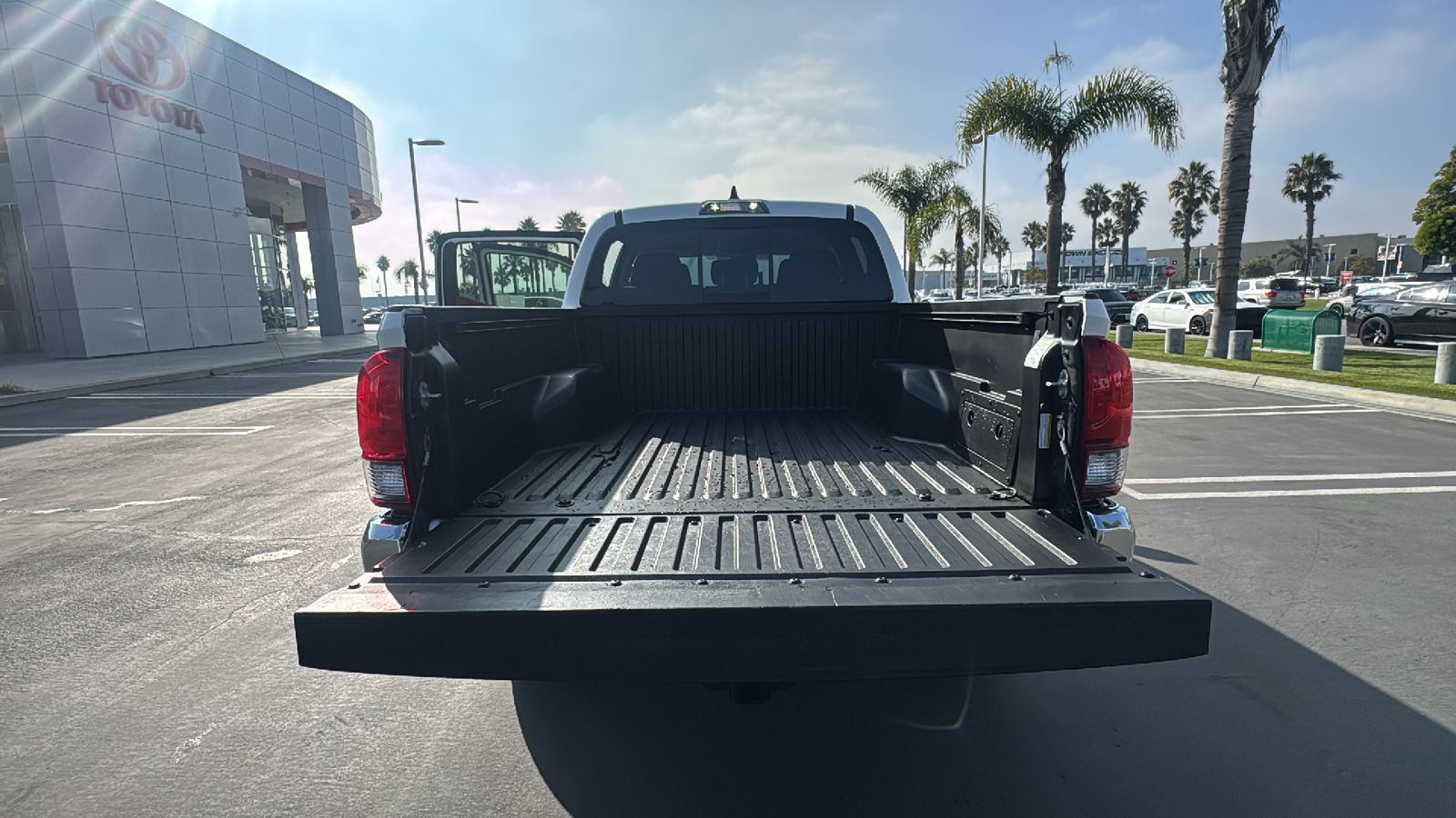 2022 Toyota Tacoma SR5 Double Cab 5 Bed V6 AT 10