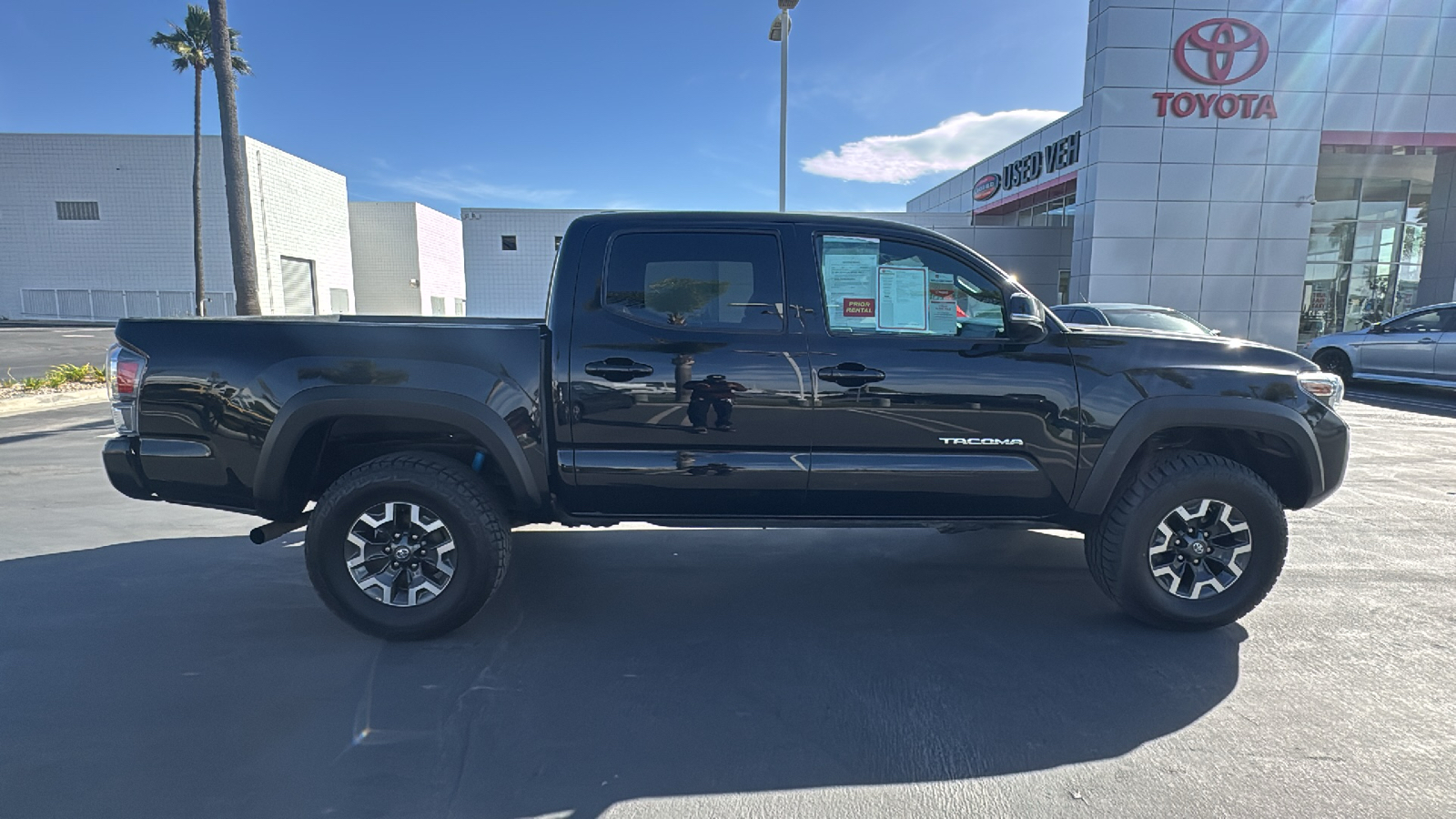 2022 Toyota Tacoma TRD Off Road 2