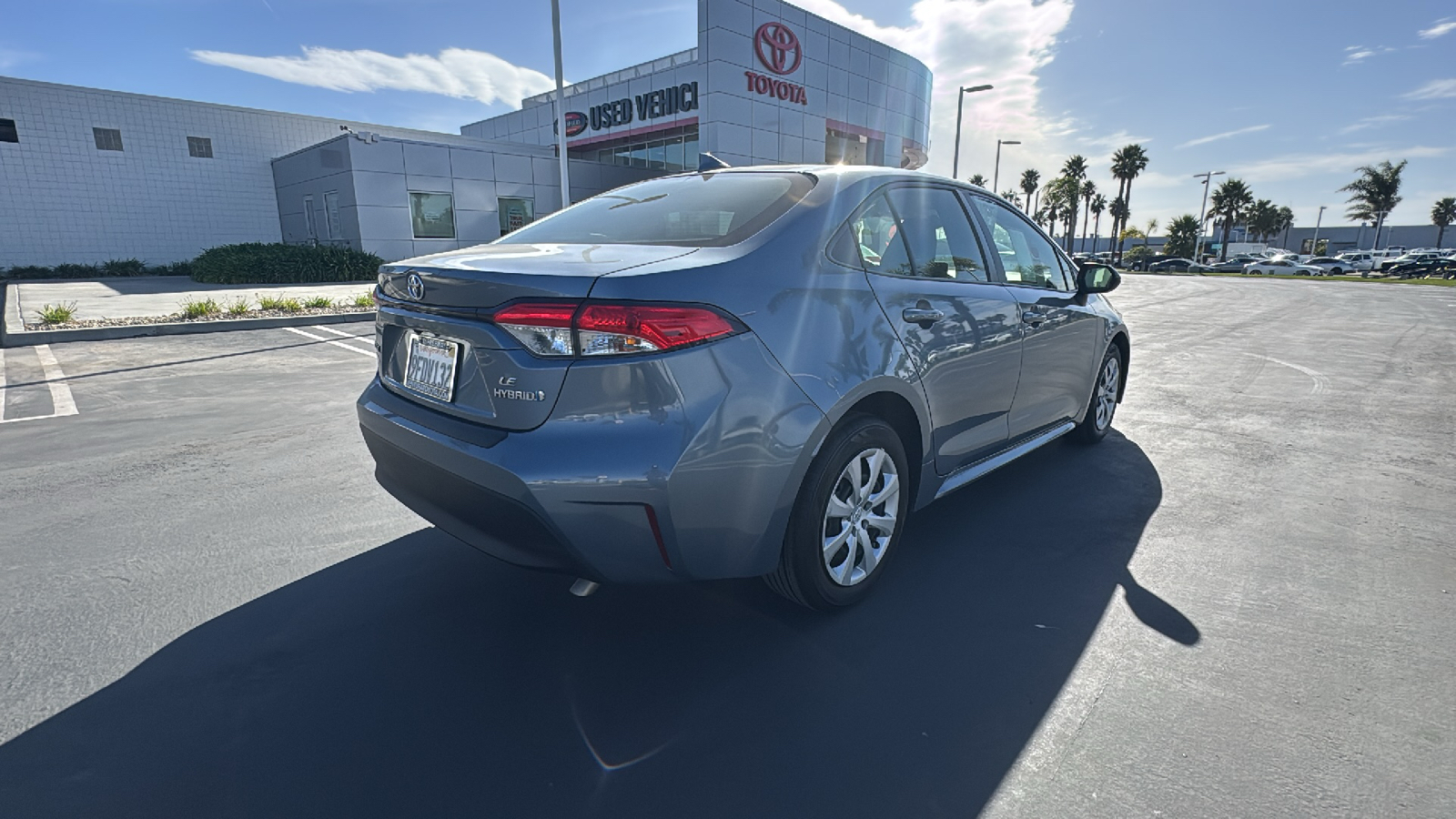 2023 Toyota Corolla Hybrid LE 3