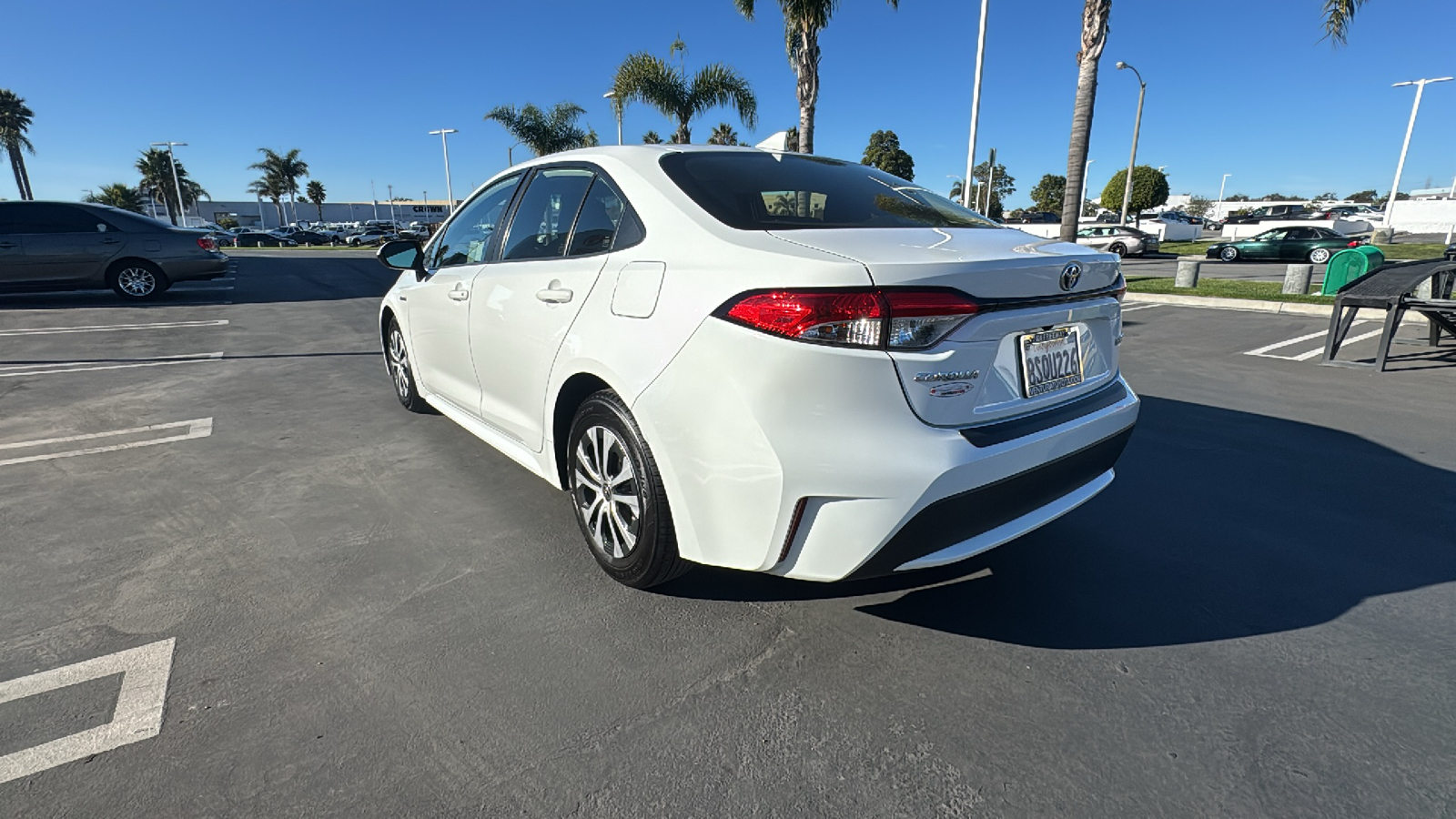 2021 Toyota Corolla Hybrid LE 5