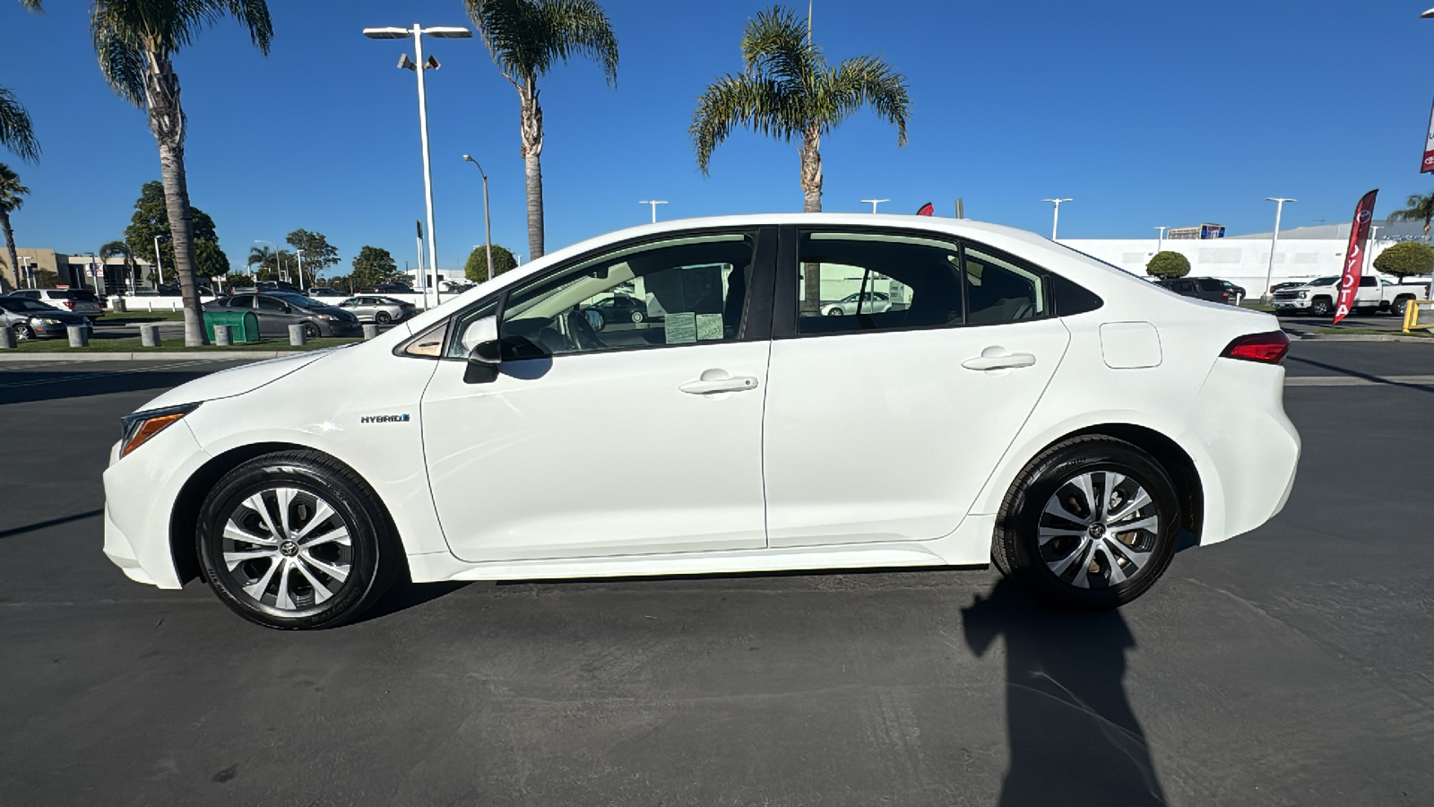 2021 Toyota Corolla Hybrid LE 6